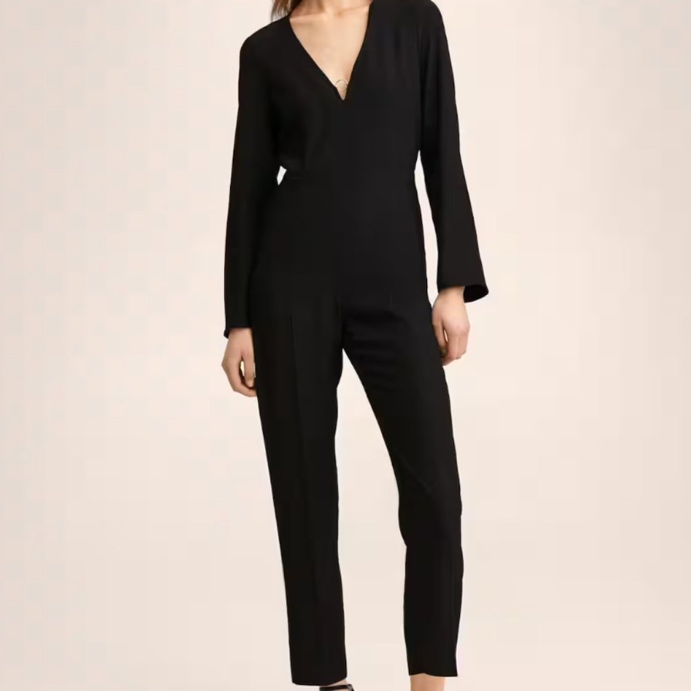 NWT MANGO Fluid Jumpsuit with Metal Ring- size Small
